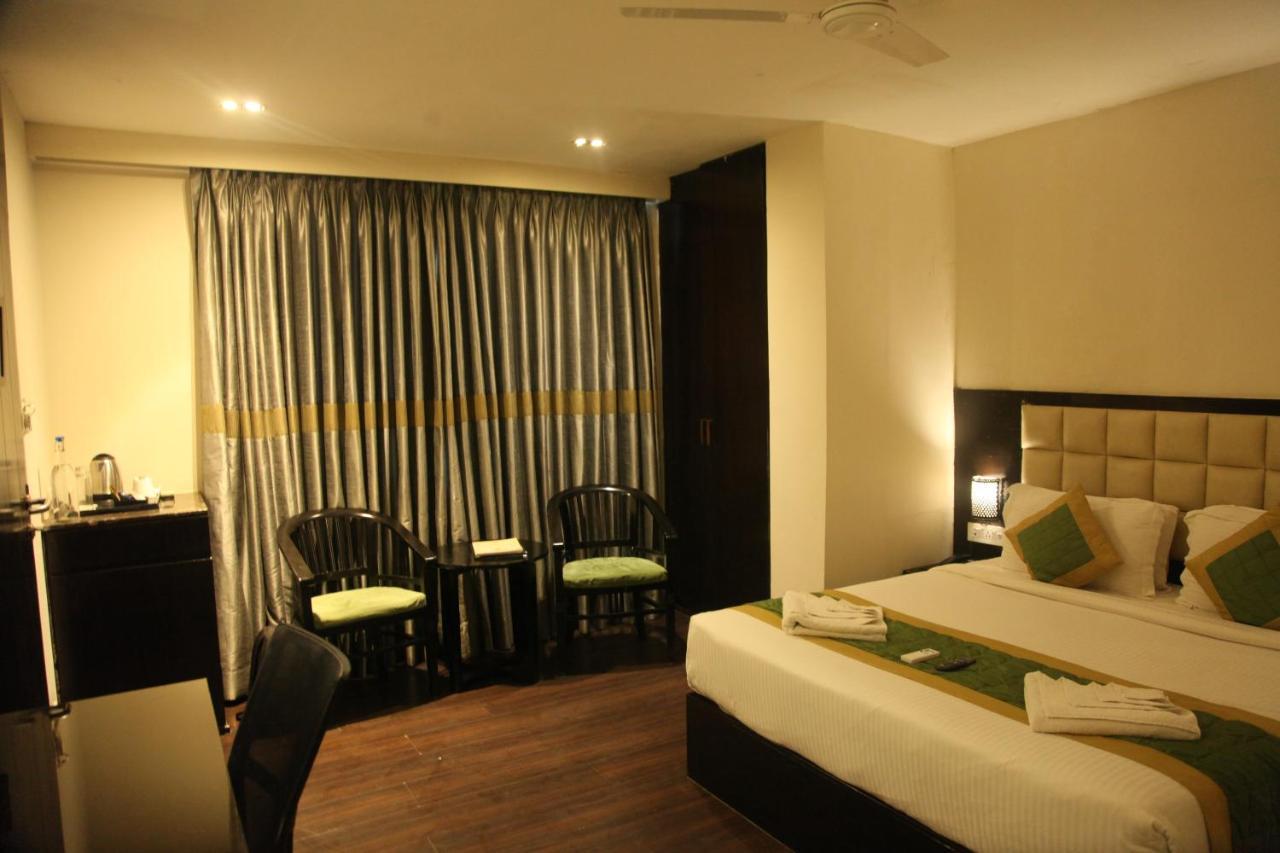 J Hotel Порт Блеър Екстериор снимка